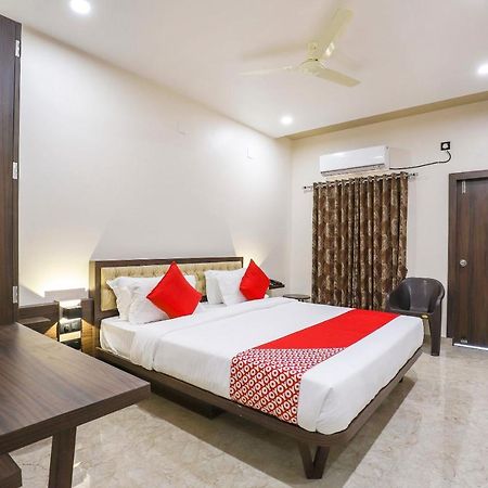 Oyo 47620 Hotel Matangi Motel Delvada 外观 照片
