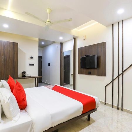 Oyo 47620 Hotel Matangi Motel Delvada 外观 照片
