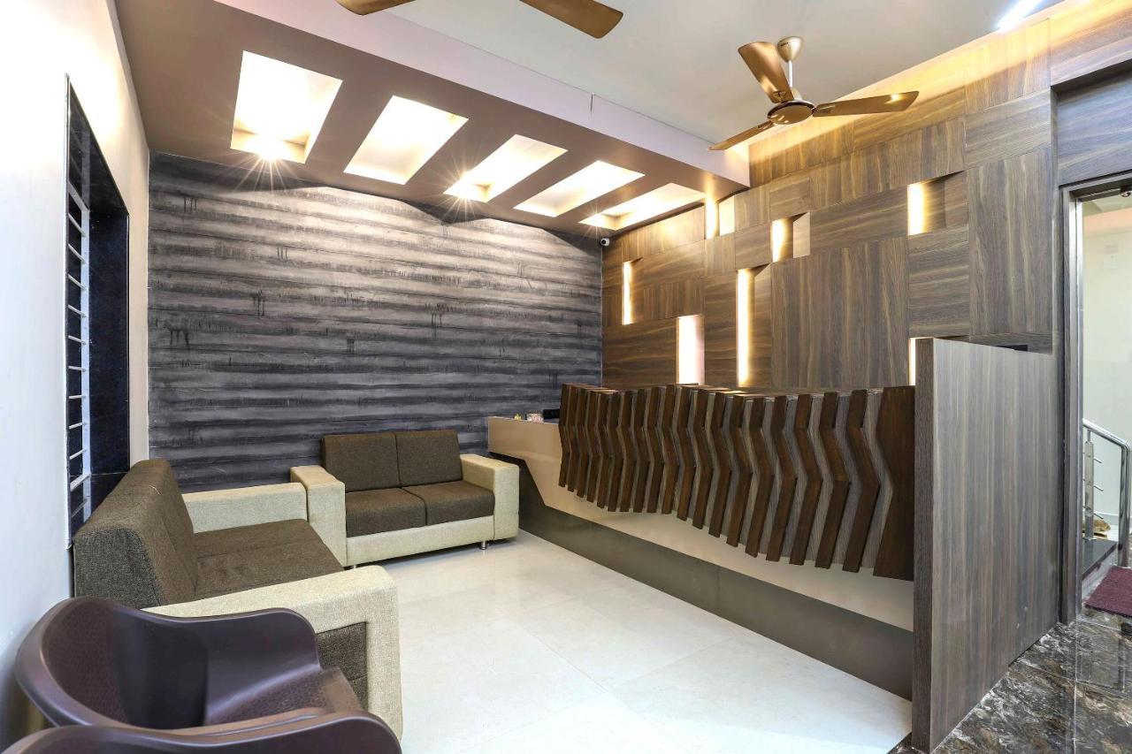 Oyo 47620 Hotel Matangi Motel Delvada 外观 照片