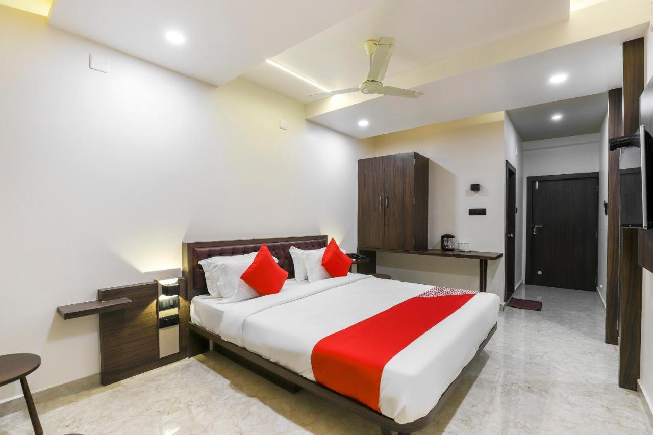 Oyo 47620 Hotel Matangi Motel Delvada 外观 照片